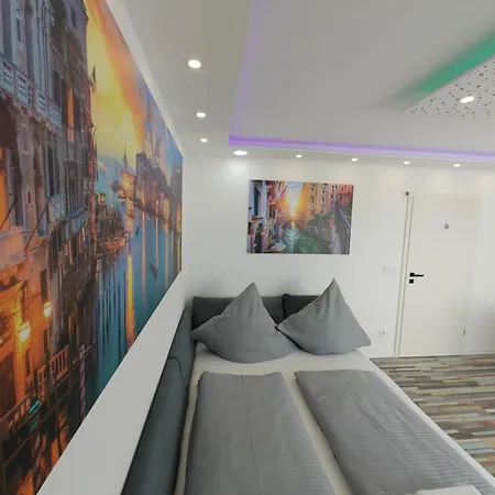 Apartment Modern Neuburg Us - Neu - 2 Zimmer, Komfort, Ausgestattet, Smart Tv, Wi-fi Neuburg an Der Donau