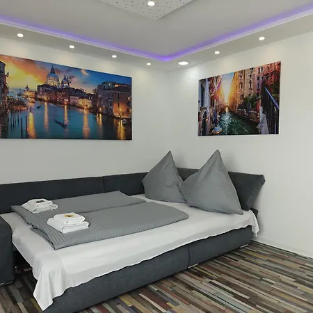 Modern Neuburg Us - Neu - 2 Zimmer, Komfort, Ausgestattet, Smart Tv, Wi-fi Apartment *